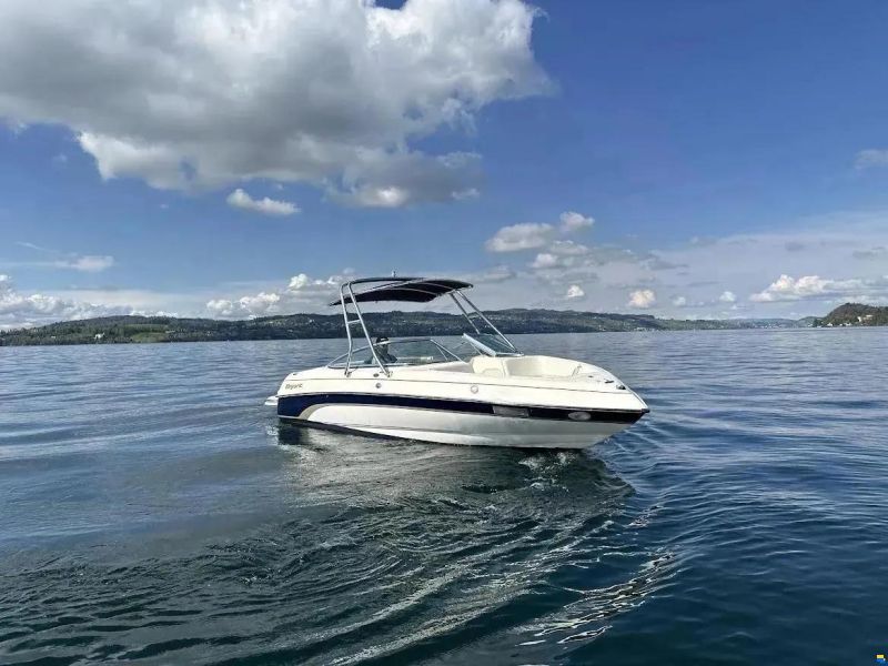 Bryant Boats 214 Bowrider