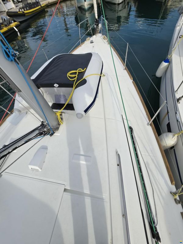 Beneteau OCEANIS 38.1