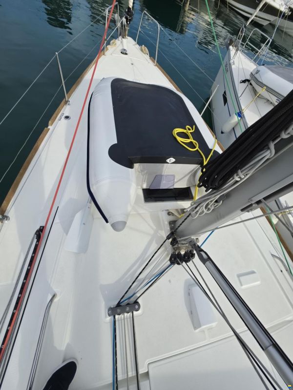 Beneteau OCEANIS 38.1
