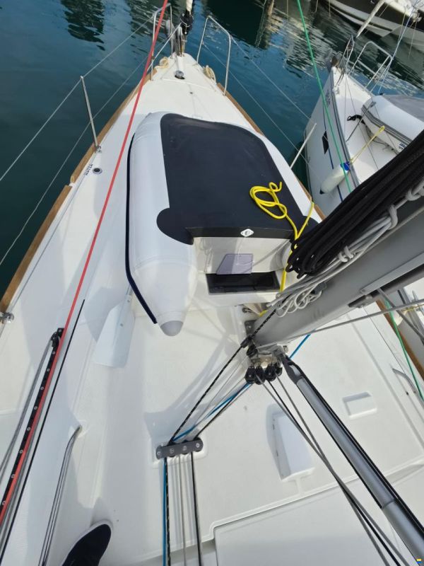 Beneteau OCEANIS 38.1