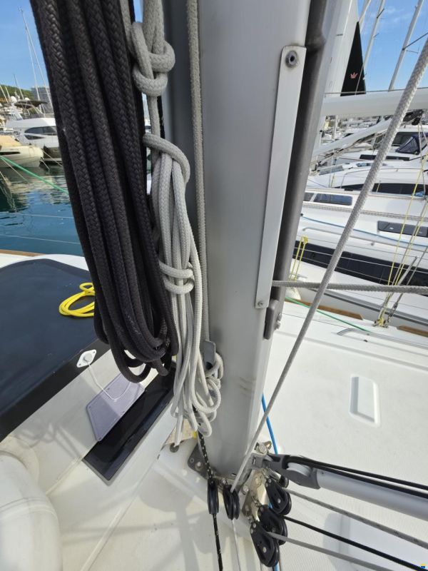 Beneteau OCEANIS 38.1