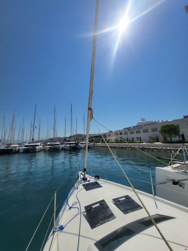 Dufour 44