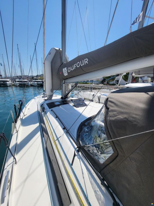 Dufour 44