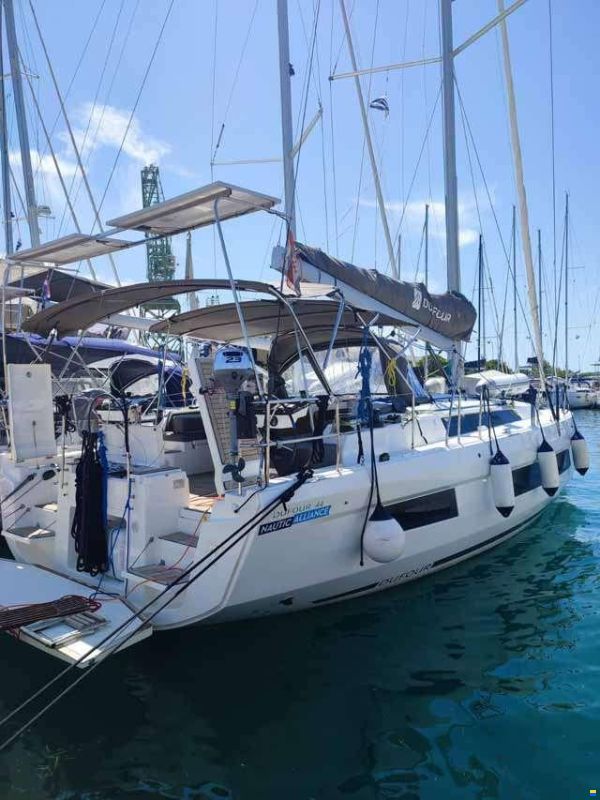 Dufour 44