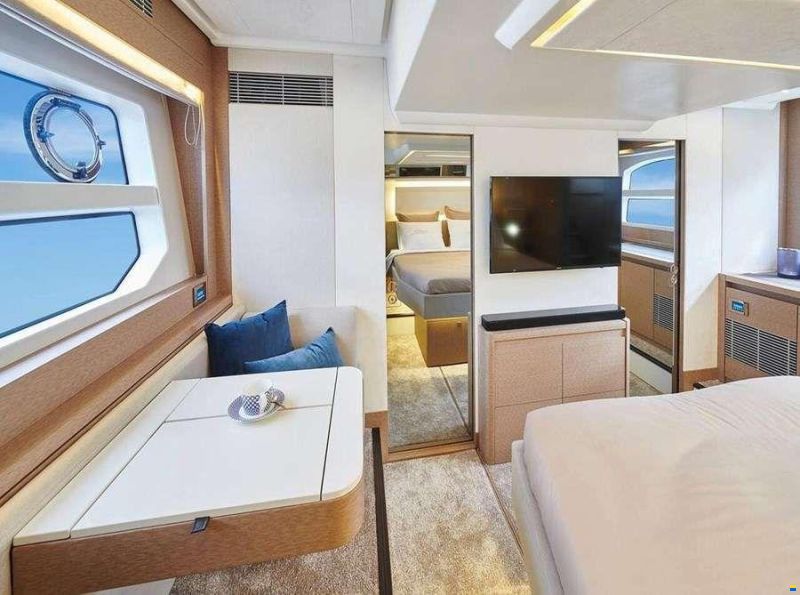 Prestige 590