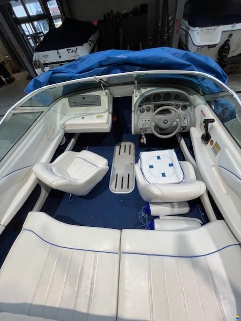 Sea Ray 180 cb