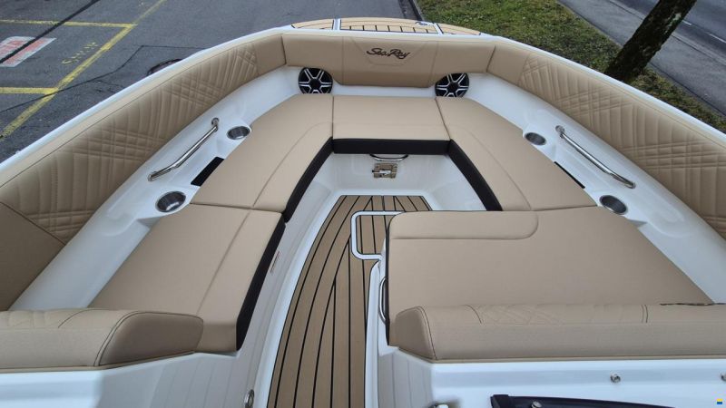 Sea Ray SDX 230 Europe