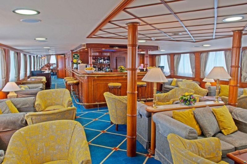 Kremer-Werft Boutique Cruise Ship 50m