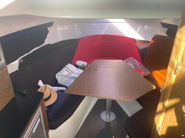 Beneteau Flyer 8.8 SUNdeck