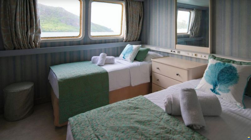 Perama Boutique Cruise Ship 45m