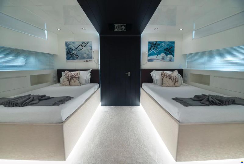 Admiral Yachts Admiral 110ft