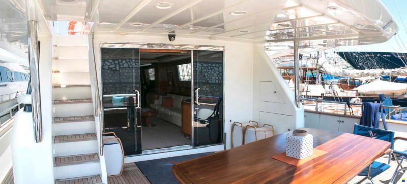 Falcon Yachts Falcon 100
