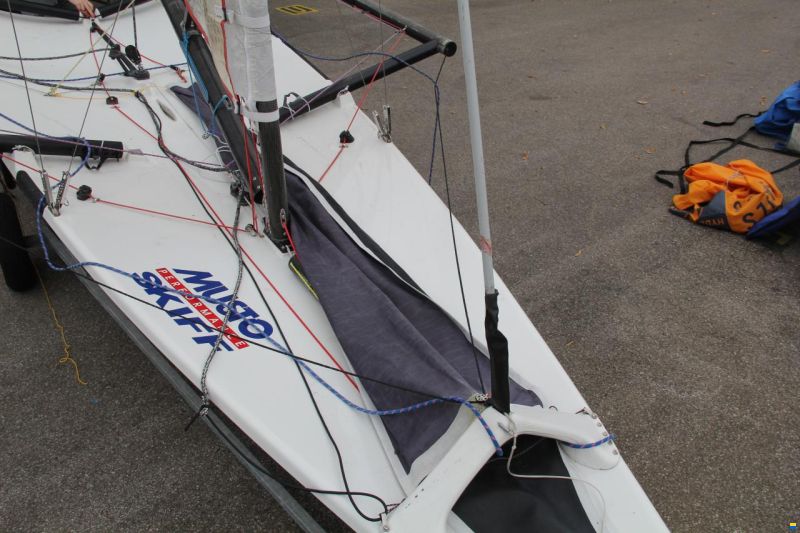 Ovington Musto Performace Skiff