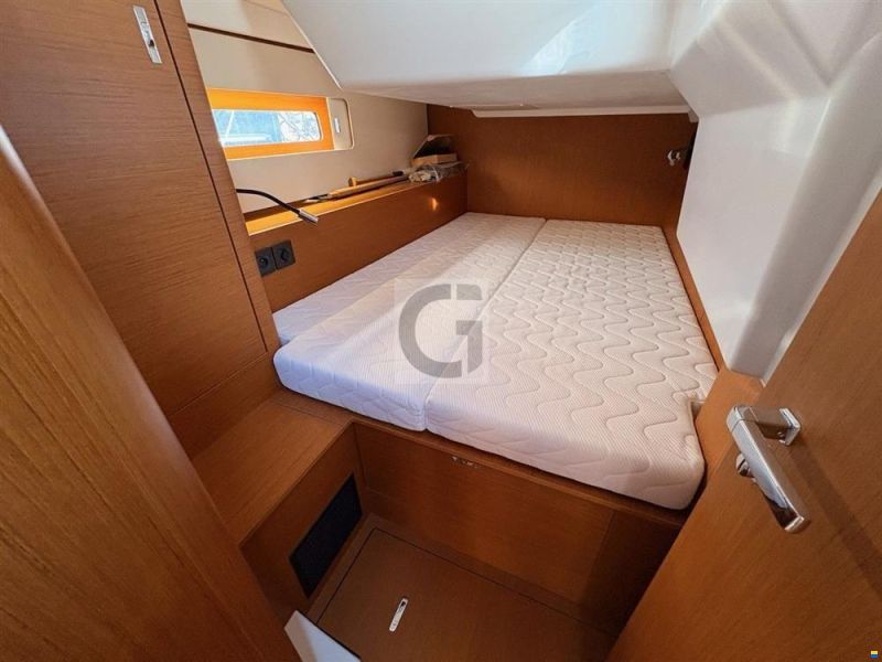 Beneteau First 44