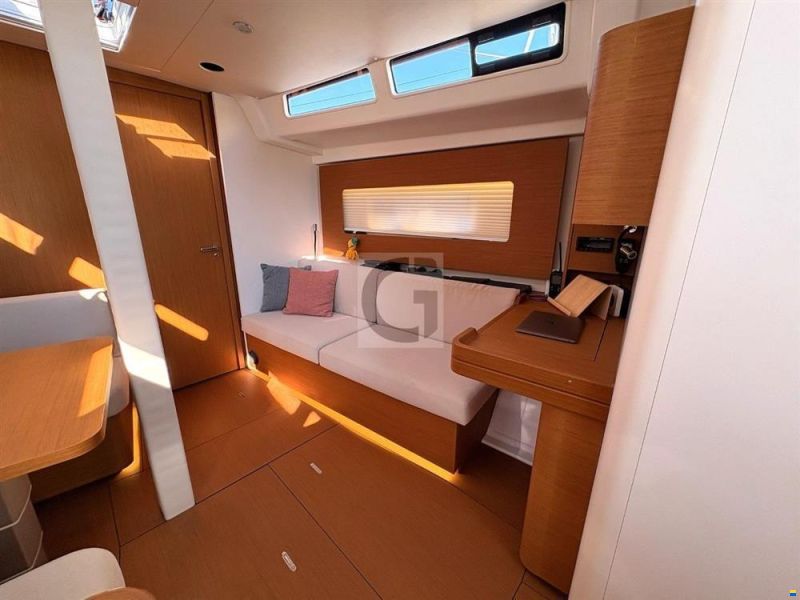 Beneteau First 44