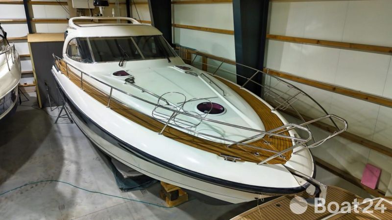 Bavaria 37 HT Hardtop