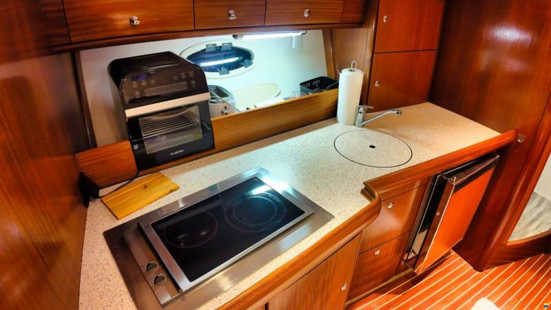 Bavaria 37 HT Hardtop