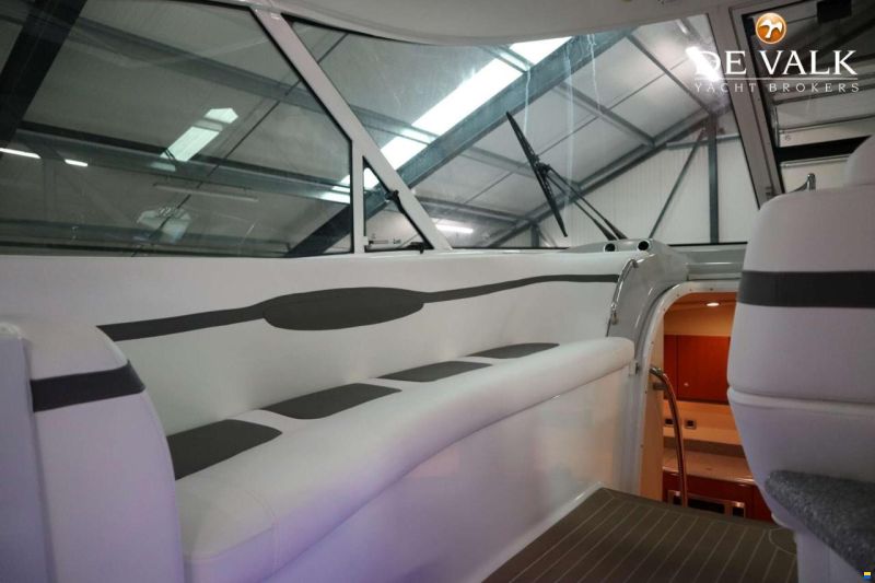 Formula 45 Yacht.