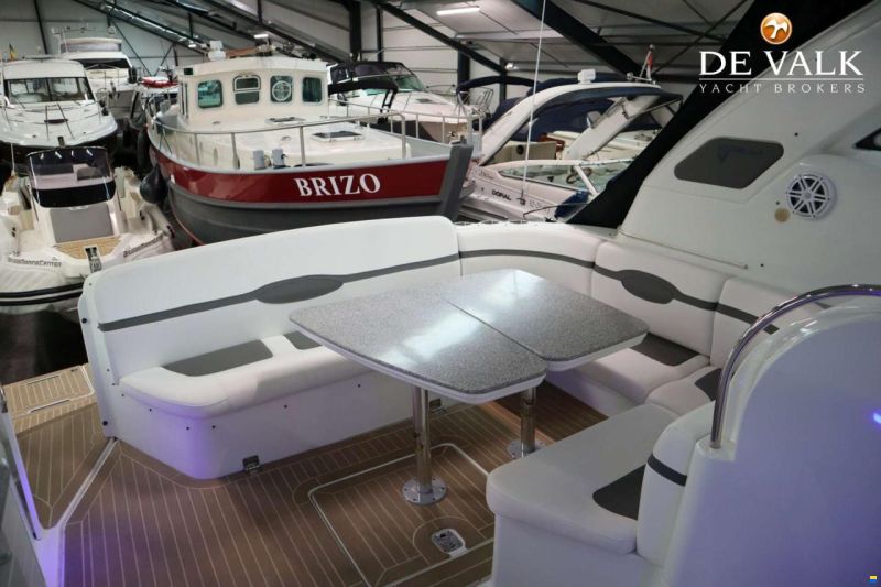 Formula 45 Yacht.