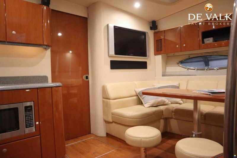 Formula 45 Yacht.