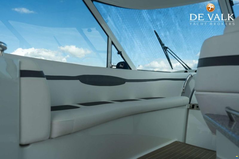 Formula 45 Yacht.