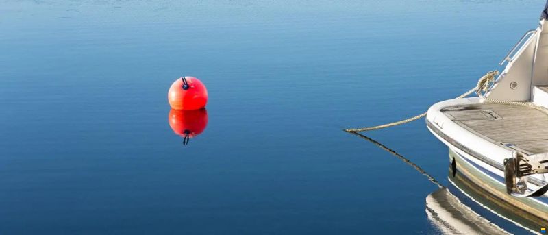 Liegeplatz an der Boje - Uttwil
