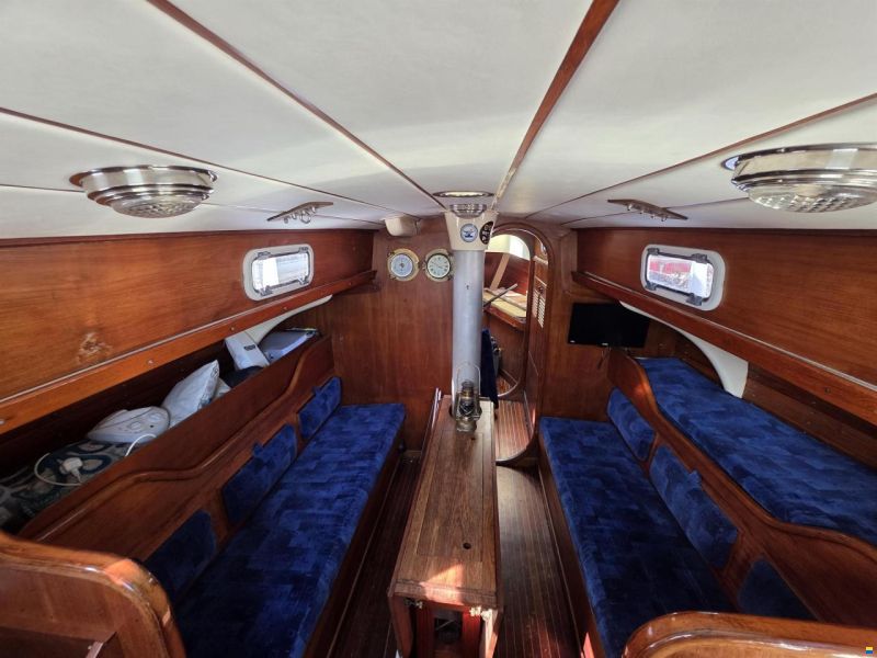 Nautors Swan 37