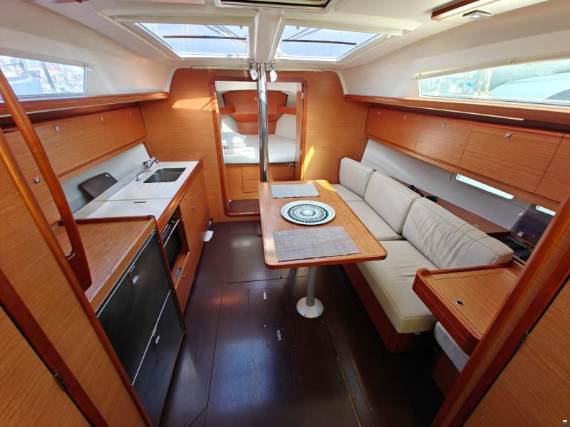 Dufour 382