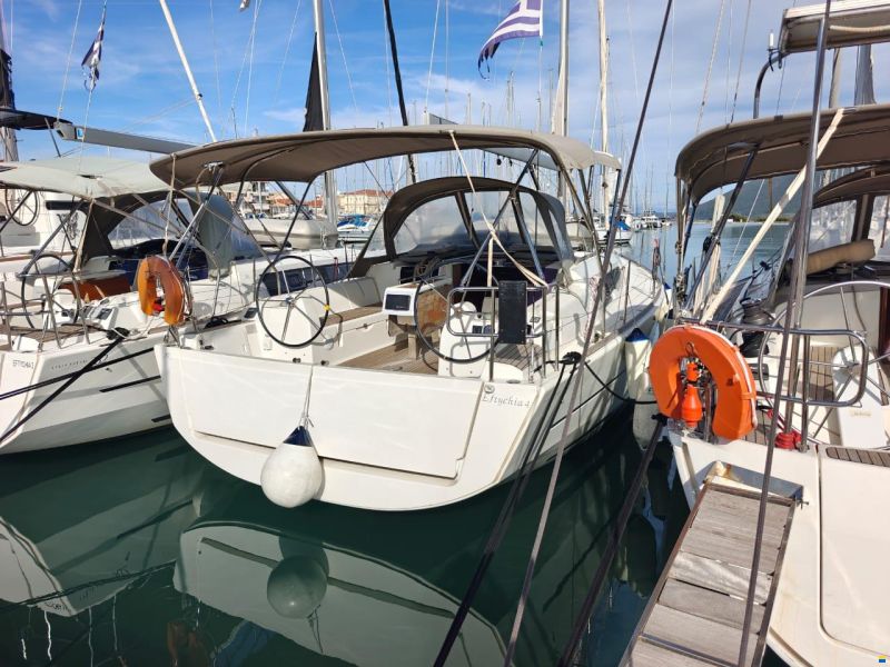 Dufour 382