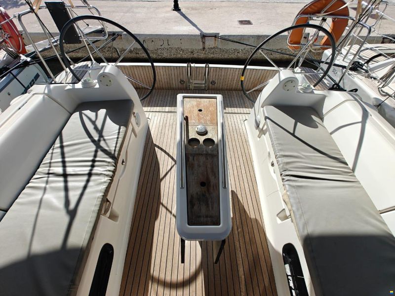 Dufour 382