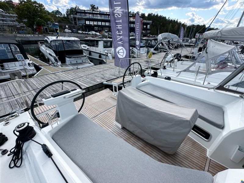Beneteau Oceanis 37.1