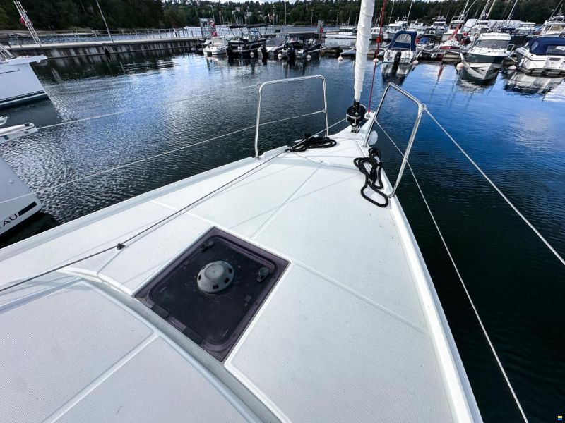 Beneteau Oceanis 37.1