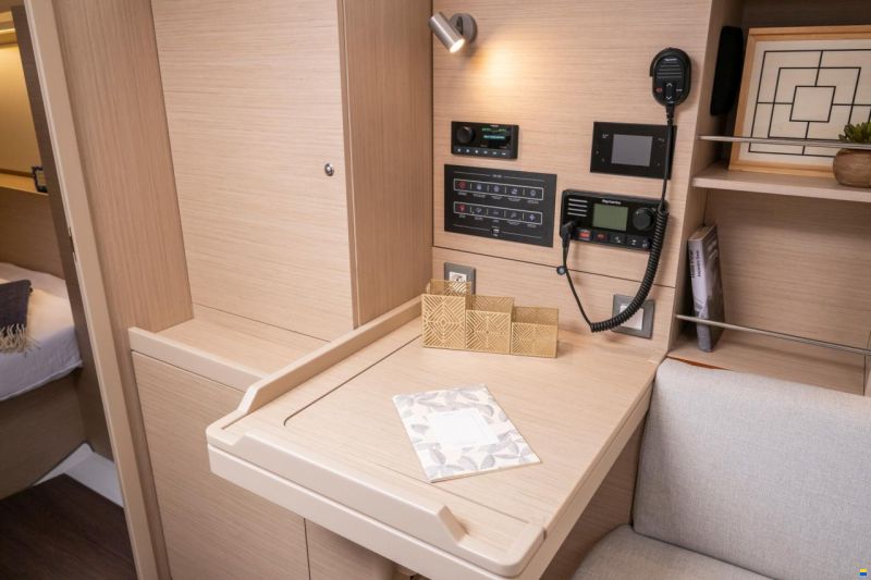 Beneteau Oceanis 37.1
