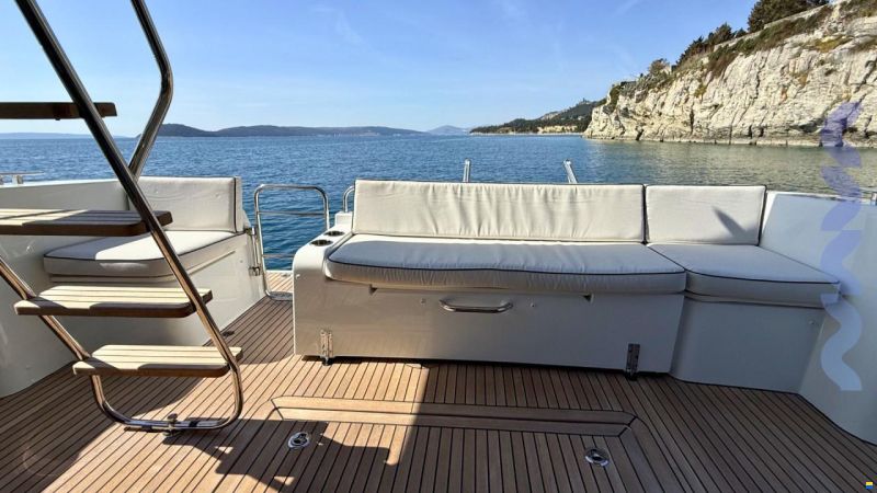 Beneteau NEW SWIFT TRAWLER 37 FLY