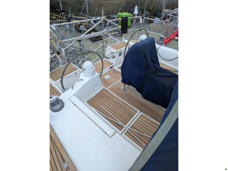 Dufour 385 GL