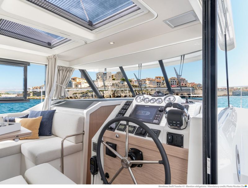 Beneteau SWIFT TRAWLER 41 FLY