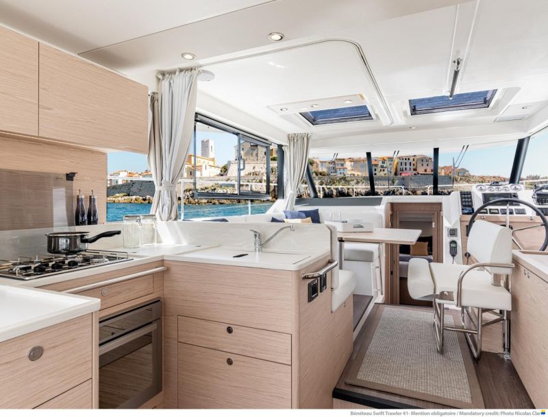 Beneteau SWIFT TRAWLER 41 FLY