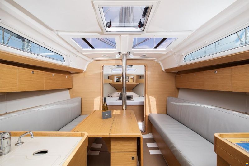 Dufour 360 Grand Large
