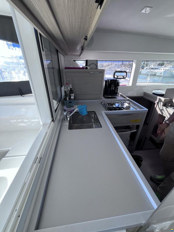 Lagoon 40