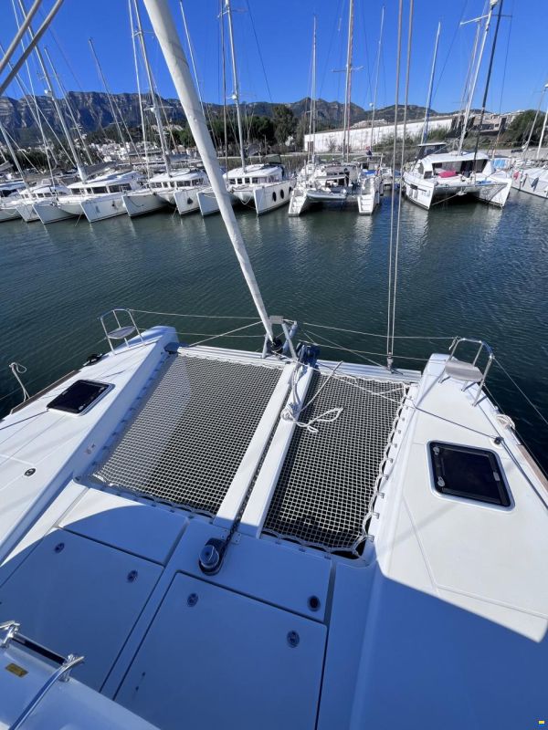 Lagoon 40