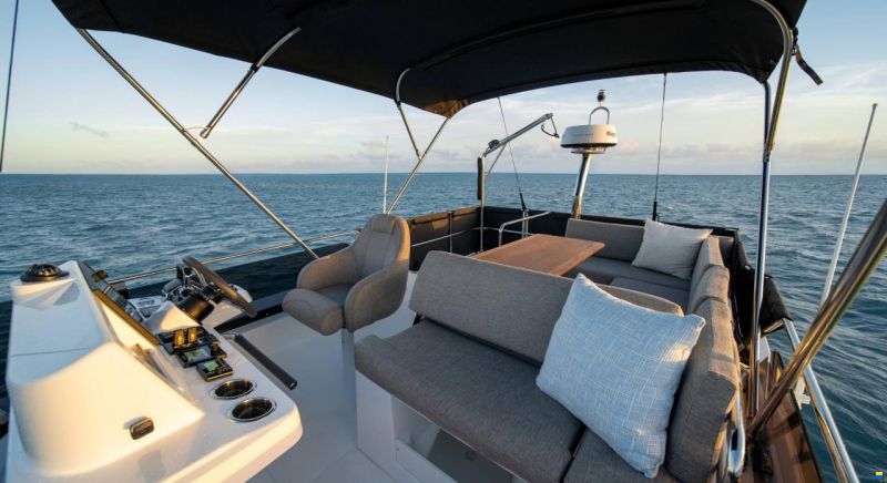 Beneteau Swift Trawler 37 Fly