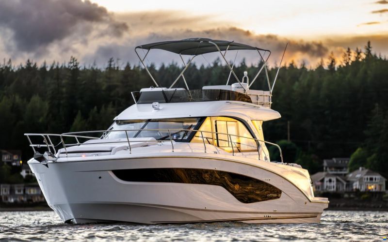 Beneteau Antares 12 Fly OB