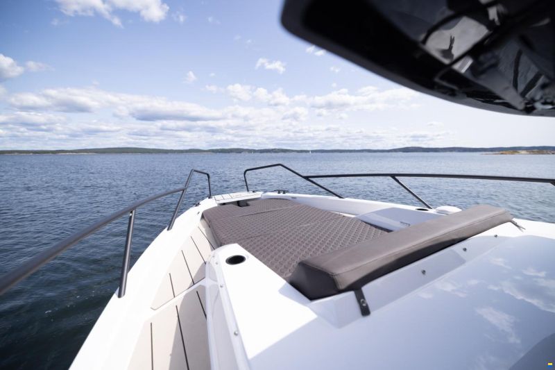 Nordkapp Coupe 905 V12