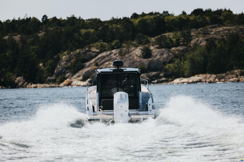 Nordkapp Coupe 905 V12