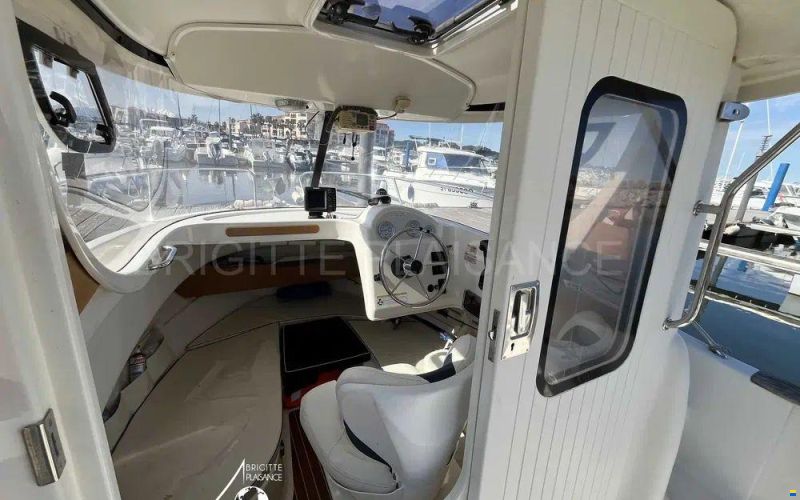 Quicksilver 640 Pilothouse