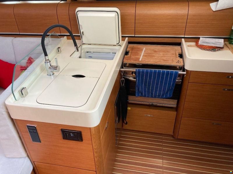 Dehler 46