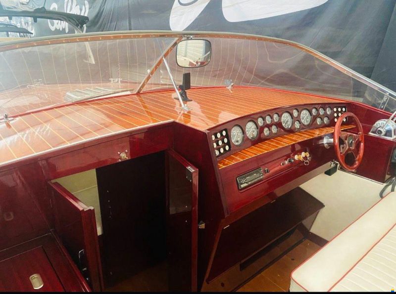 Boesch 850 DE LUXE