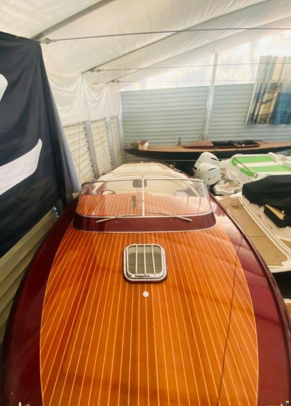 Boesch 850 DE LUXE