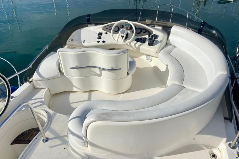 Azimut 42