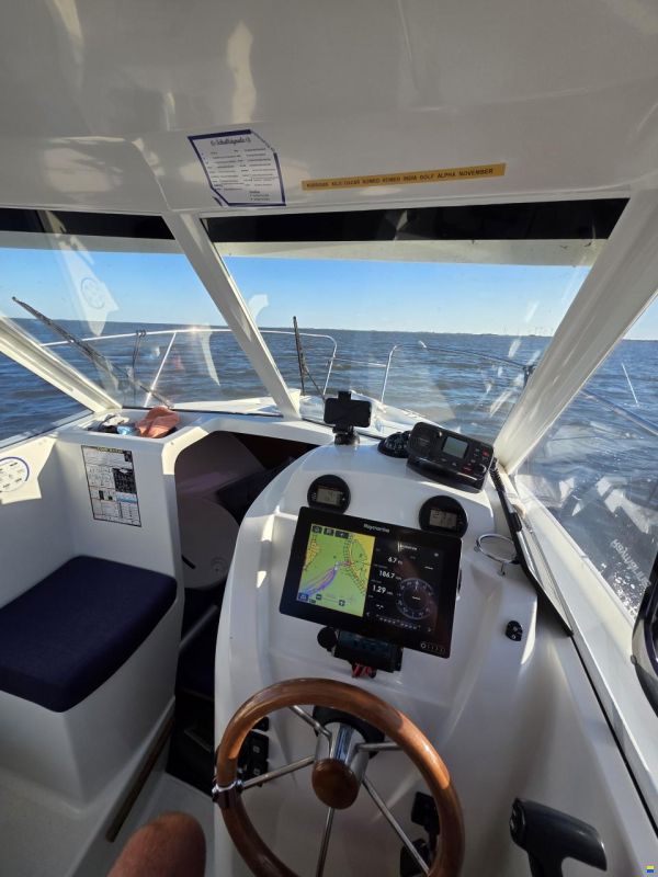 Beneteau Antares